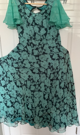 butta hands for long frocks