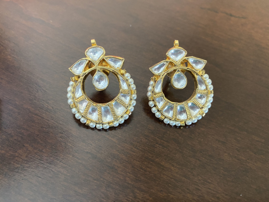 Picture of silver Polki stud earrings