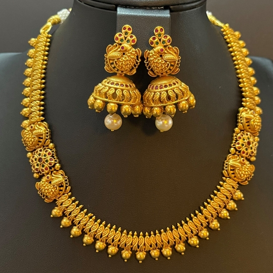 Picture of Premium Matte Gold Peacock Necklace Set