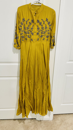 Picture of Mustard gown