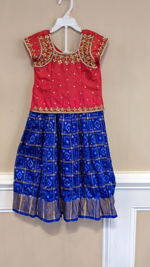 Picture of Pure ikkat Pattu langa with maggam work blouse 3T