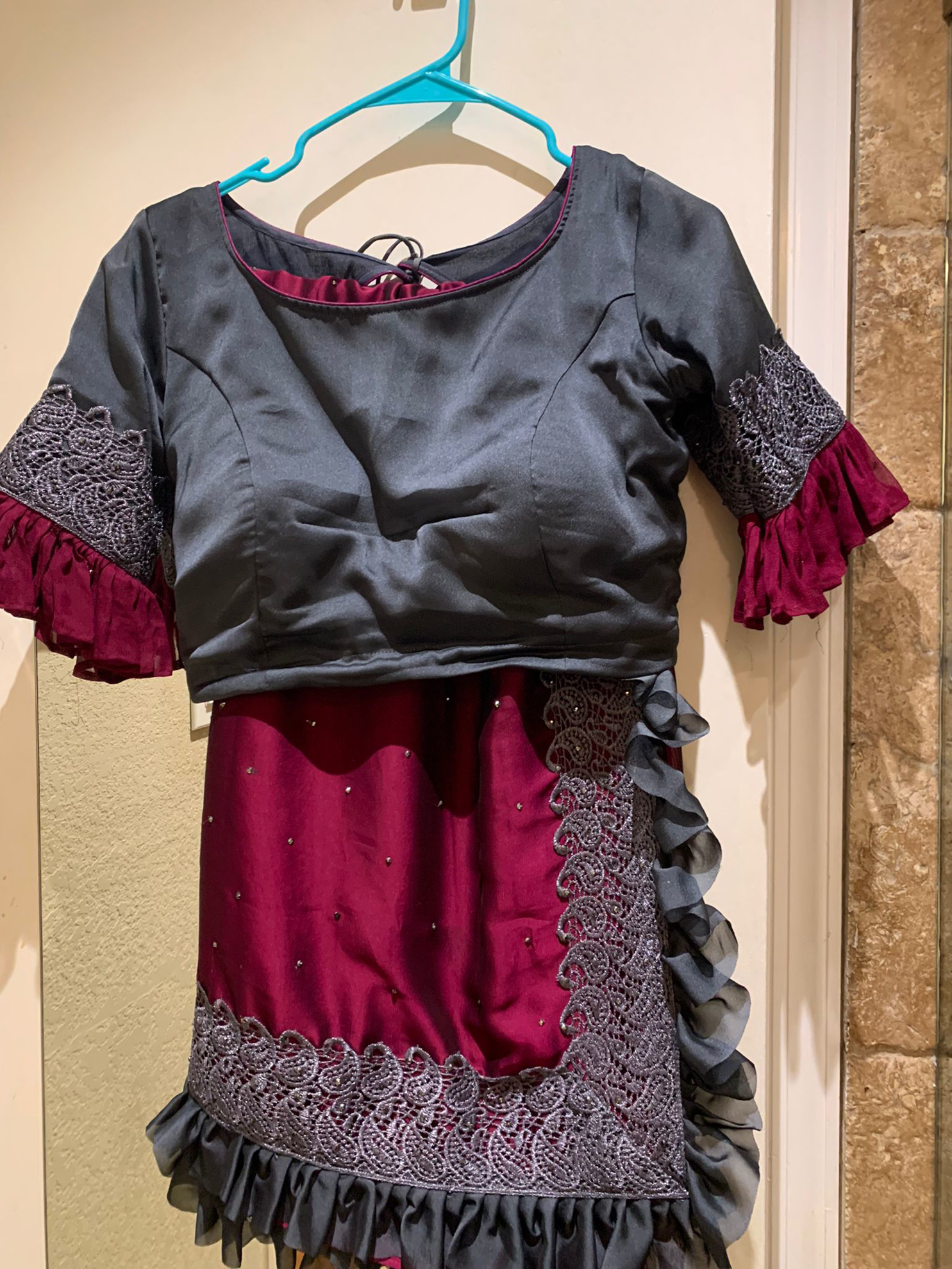 PunarviAuthenticPreLovedSustainablewine color ruffle saree