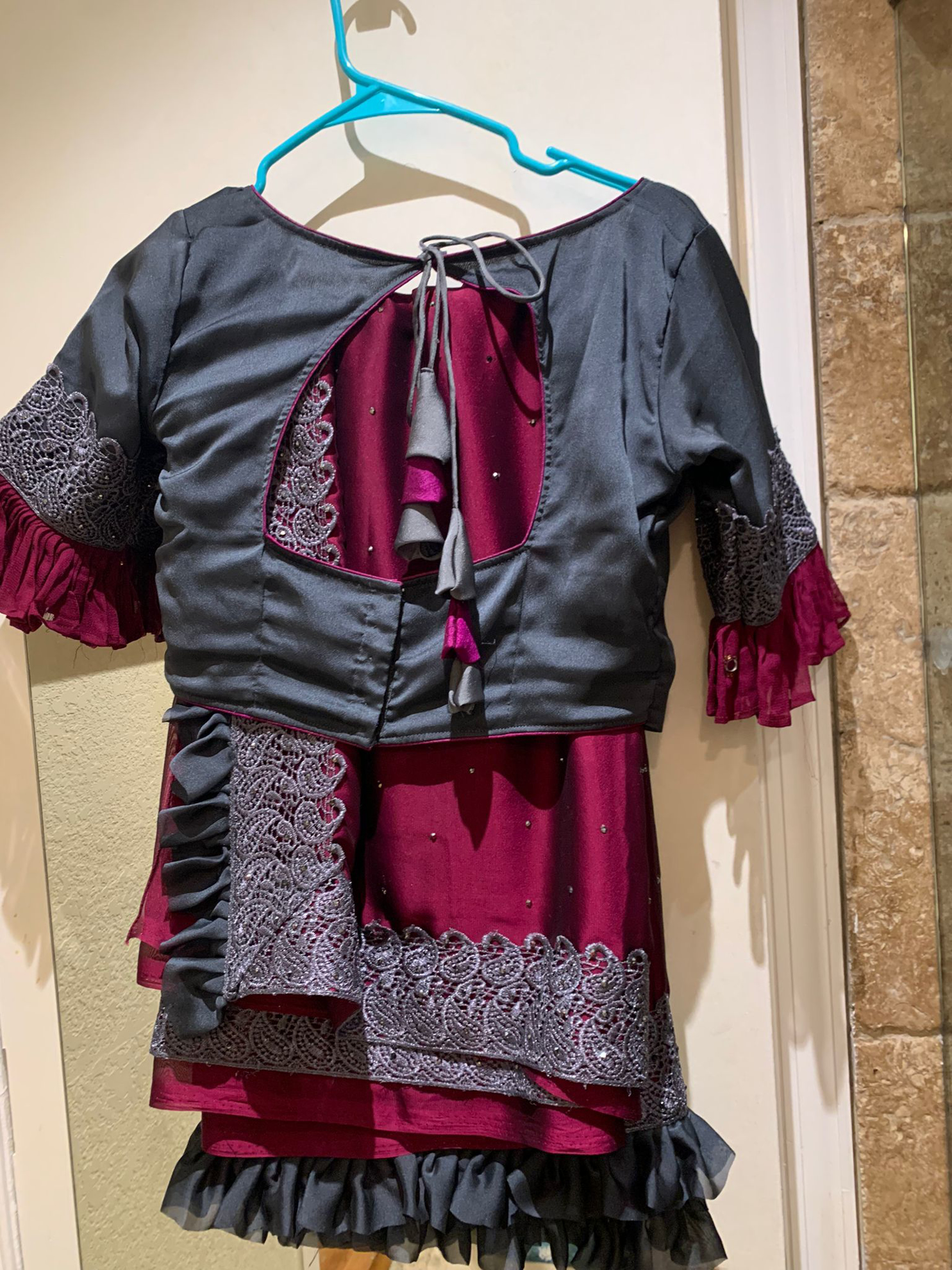 PunarviAuthenticPreLovedSustainablewine color ruffle saree