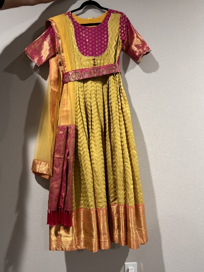 Picture of Women's Ethnic Dress