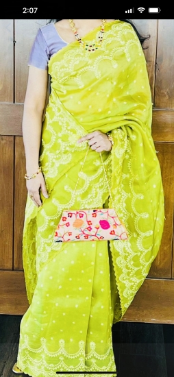 Picture of Pure Chiniya Silk Saree with scallop border