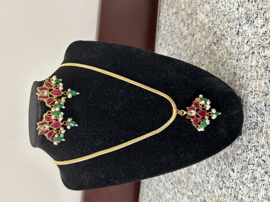 Picture of Jadau lotus necklace set