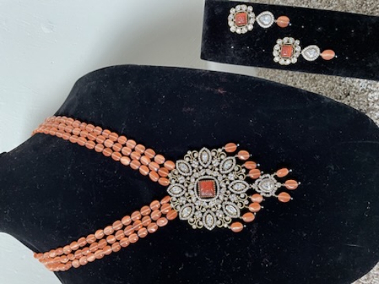 Picture of Pastel Orange beads with Victorian pendant with earrings