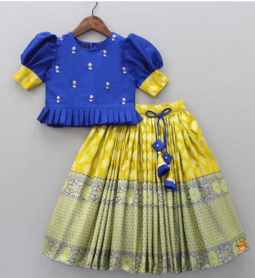 Picture of Baby girl benarasi lehenga(0-2Y)