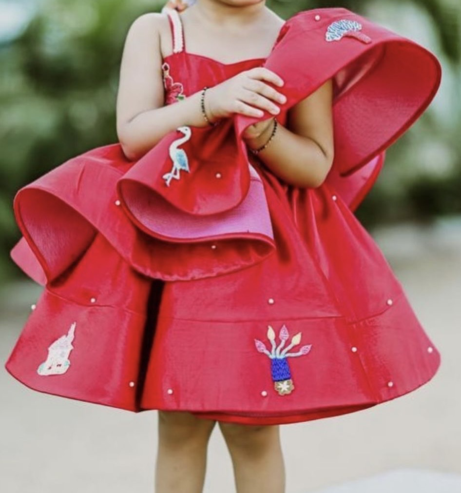 PunarviAuthentic|PreLoved|SustainableBrand New Mirchi Red two step ...