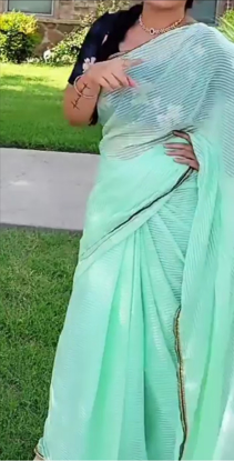Picture of Green chiffon saree with blouse