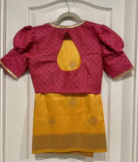 Picture of NEW semi Banaras Saree 