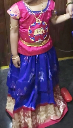 Picture of Ikkath langa with machine work blouse 4-6y 