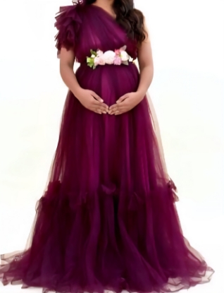 Picture of Maternity shoot gown