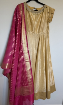 Picture of Gold handloom silk dress with Banaras duppata