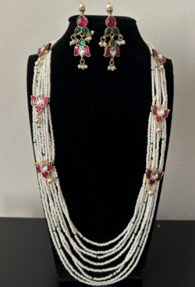 Picture of Never worn Jadau lotus pearl mala with earrings 
