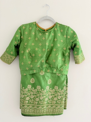 Picture of Never worn Banaras Saree in Gotta Patti pattern