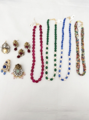 Picture of Beads Chain & Pendants Combo