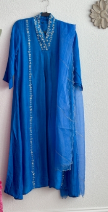 Picture of Never worn Pure Dola silk maggam work 3 piece suit