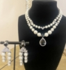 Picture of Beautiful and elegant pearl necklace with matching earrings 
