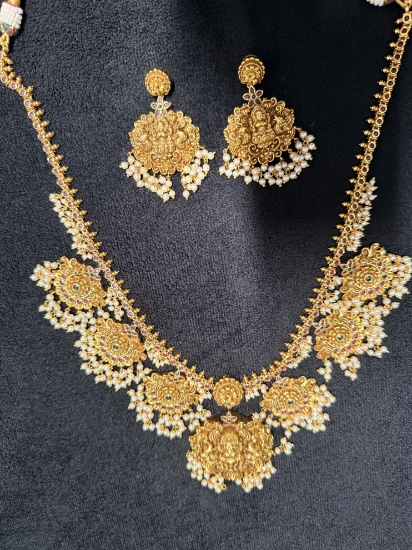 Picture of 2 in 1 Lakshmi vaddanam & haram