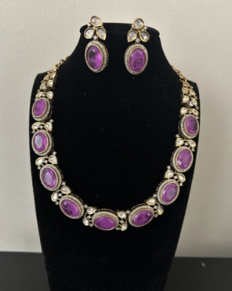 Picture of Victorian Moissanite doublet set in purple 