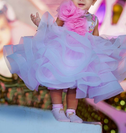 Picture of Baby girl birthday outfit
