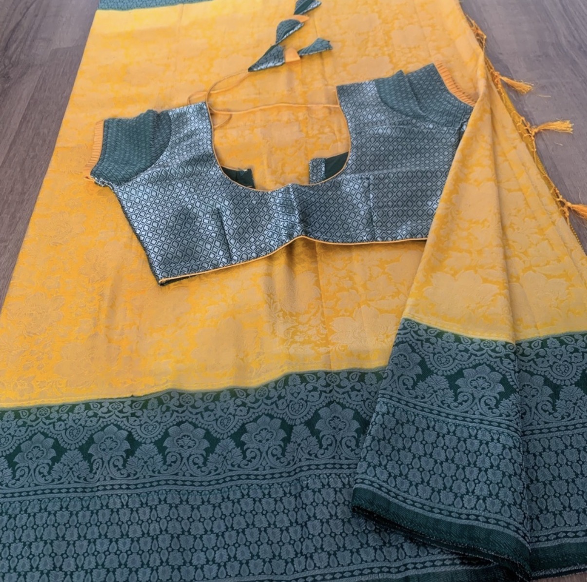 PunarviAuthentic|PreLoved|SustainableTraditional soft pattu saree