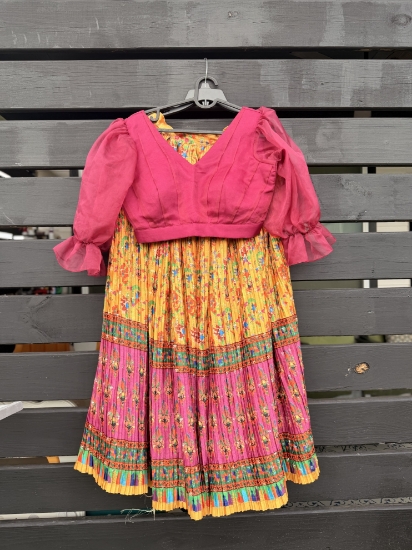 Picture of Never worn crush lehenga with organza croptop