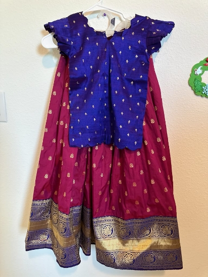 Picture of Never worn Pure real zari kanchi pattu Lehanga