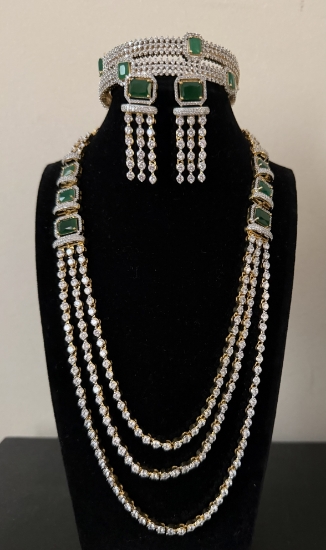 Picture of Diamond replica layered necklace set 