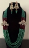 Picture of Green beads set with side pendants 