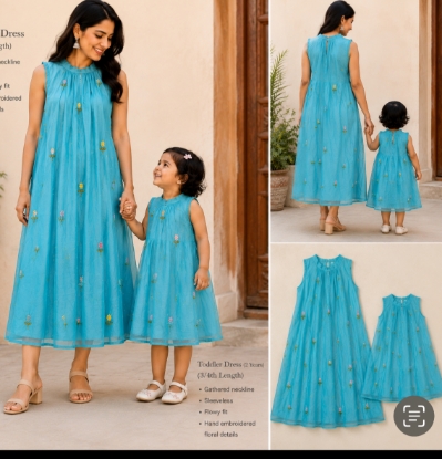 Picture of Mul Chanderi Mom and daughter Duo