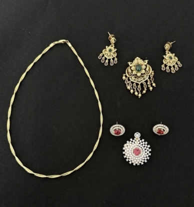 Picture of Hasli &Pendants combo 